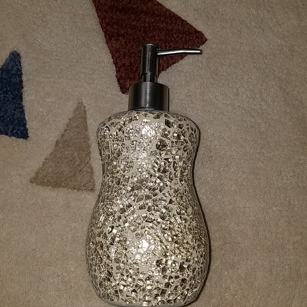 Bathroom set